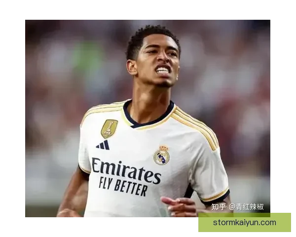 非洲杯金球奖得主状态回暖，备受关注的球员展示出优异表现